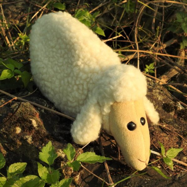 Schafwoll Kuscheltier mit Kirschkern Kissen Schaf