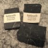 Handgeschöpfte Naturseife mit Aktivkohle Handgeschöpfte Naturseife mit Aktivkohle