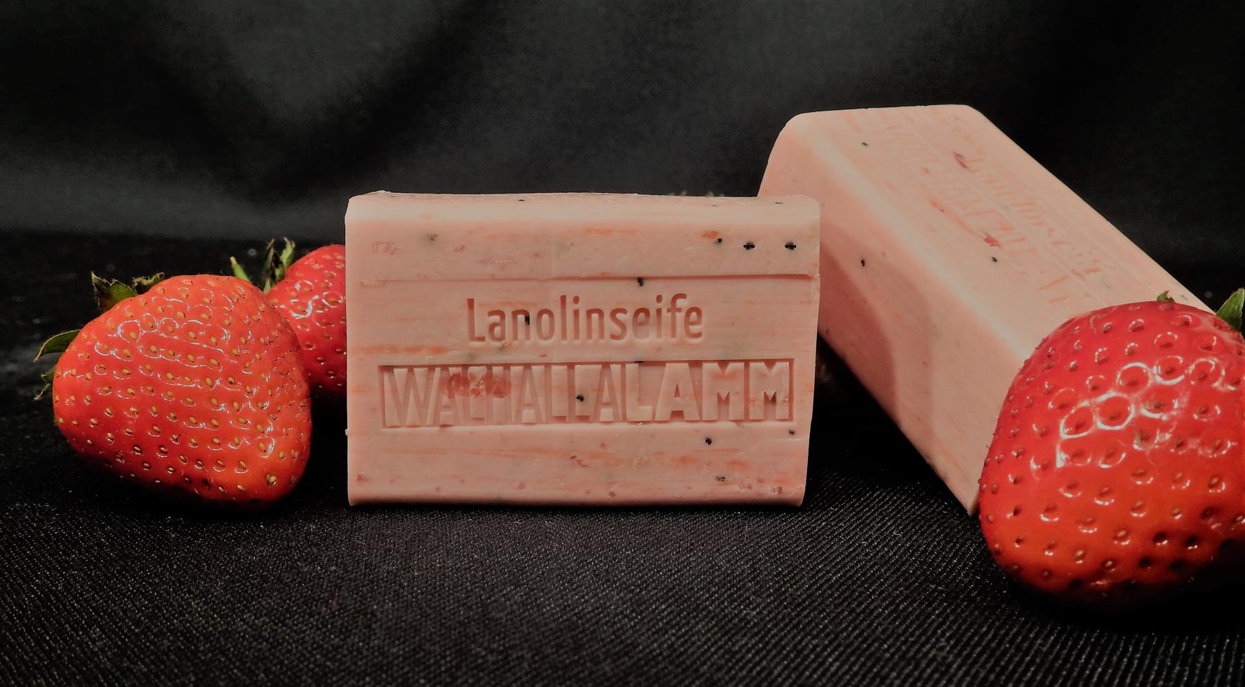 Walhalla-Lamm Lanolinseife Erdbeere auf Travertin