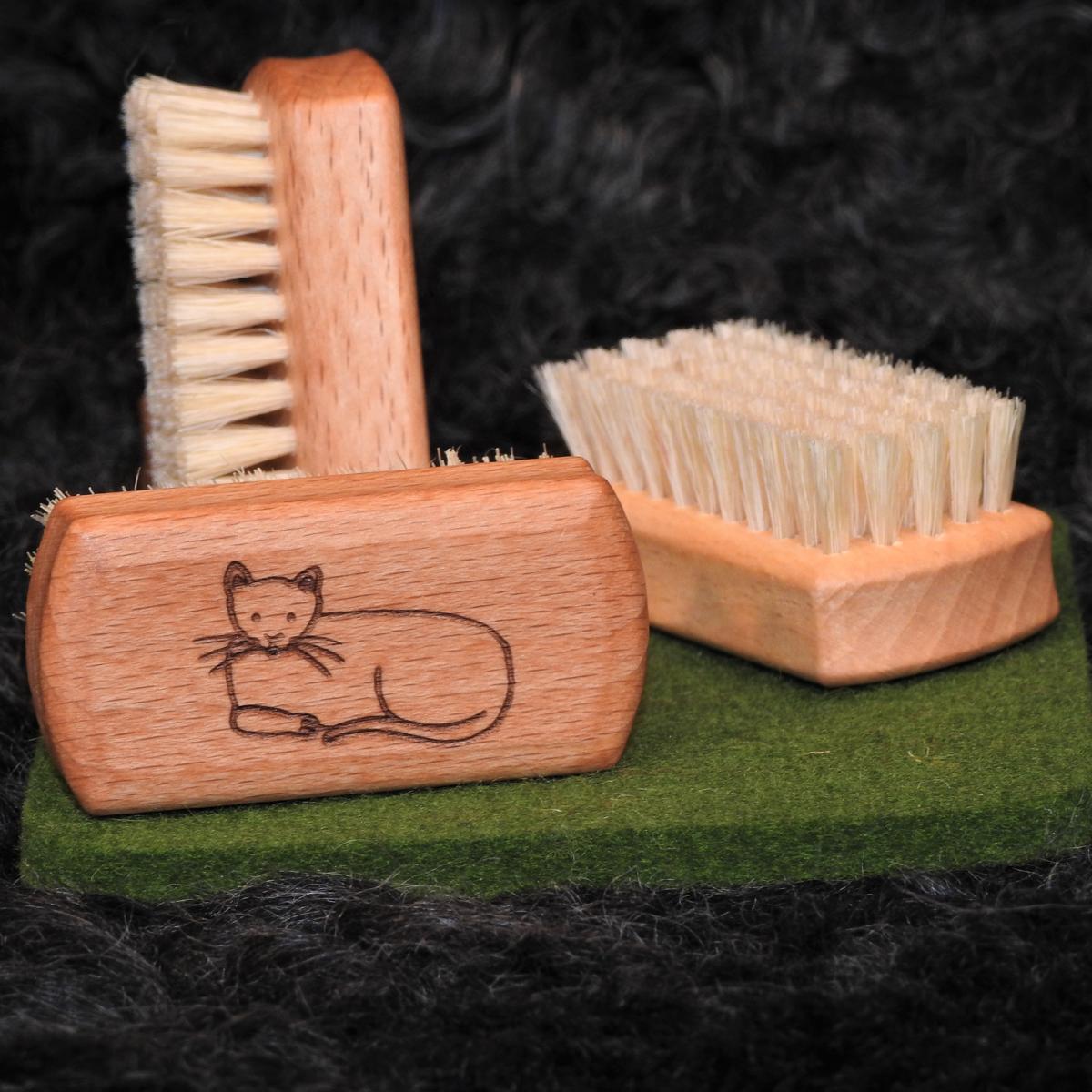 Kinder-Nagelbürste Buchenholz mit Borste Motiv Katze