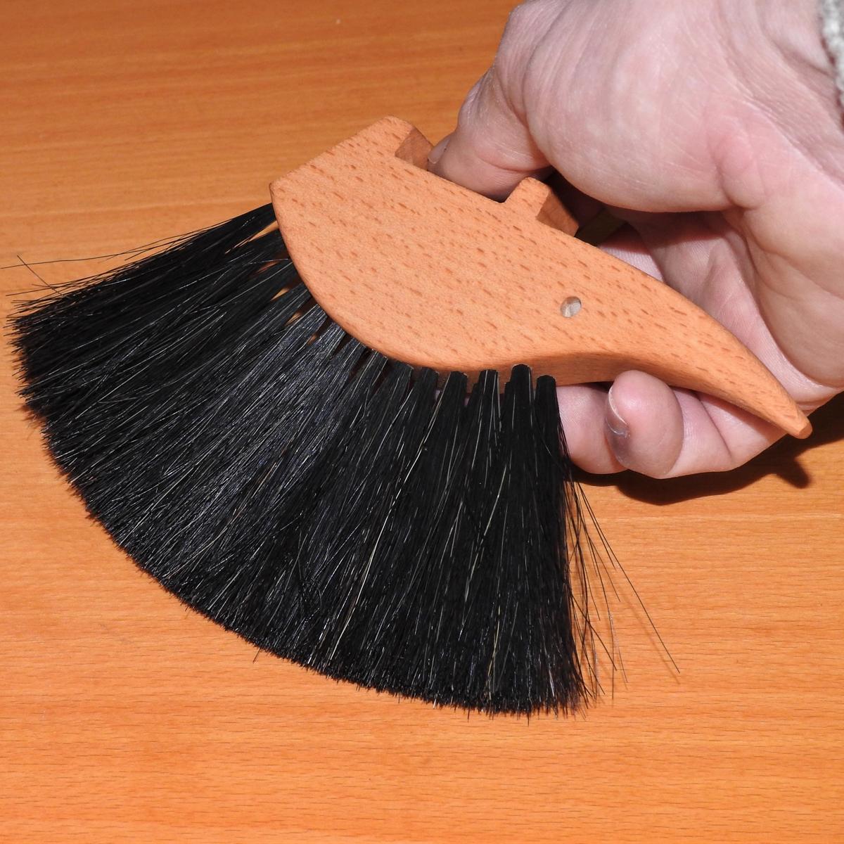 Tisch-Bürste in Igelform Buchenholz mit Rosshaar