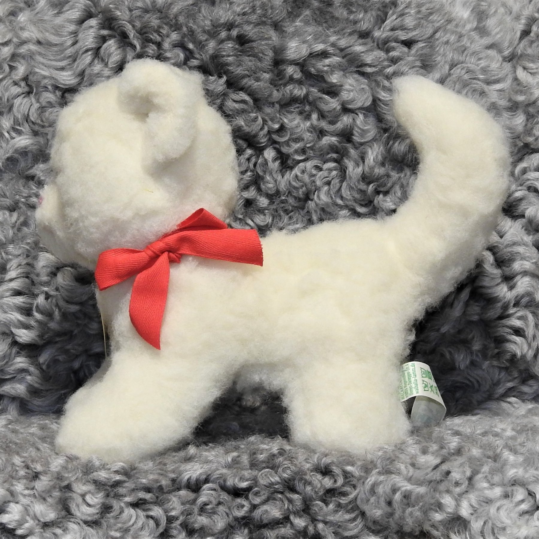 Schafwoll-Kuscheltier Katze Schafwoll-Kuscheltier Katze