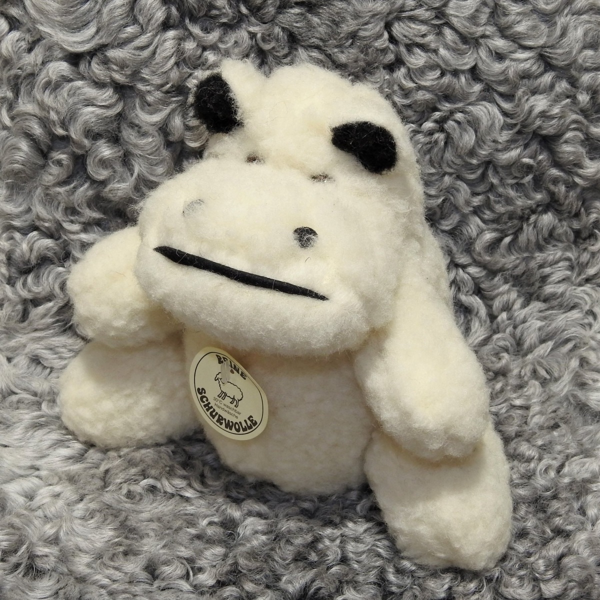 Schafwoll-Kuscheltier Nilpferd