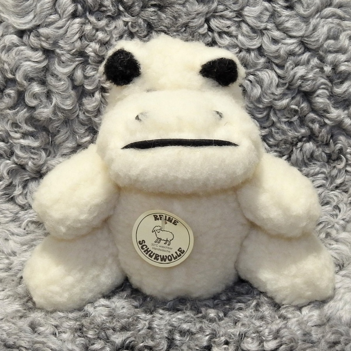 Schafwoll-Kuscheltier Nilpferd