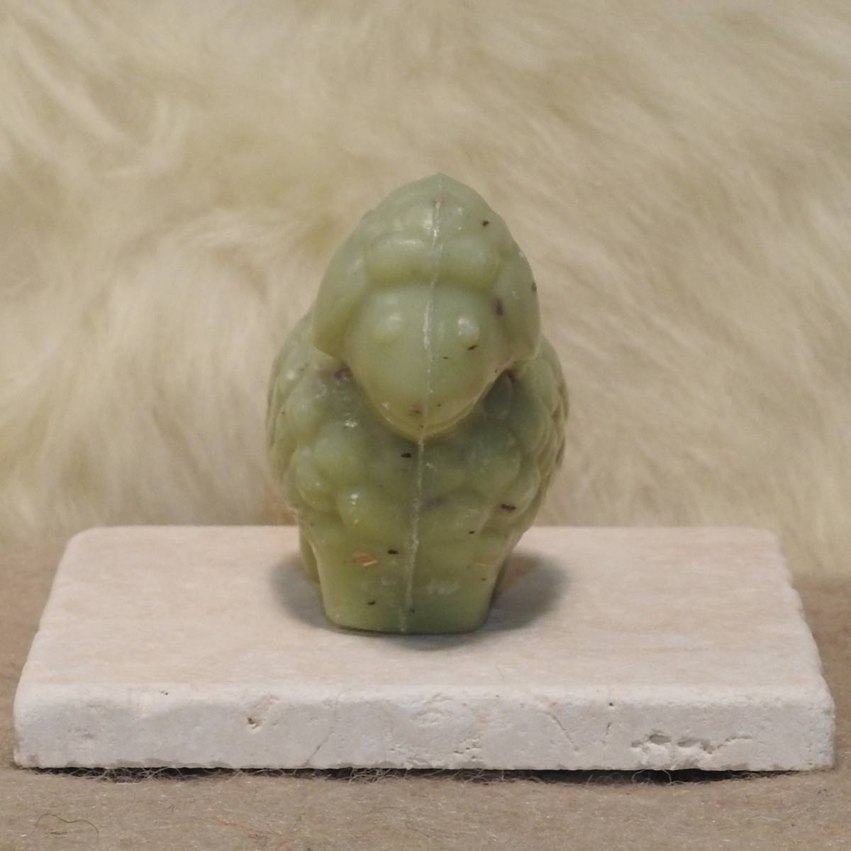 Schafmilchseife in Schafform grün mit Eisenkraut-Duft